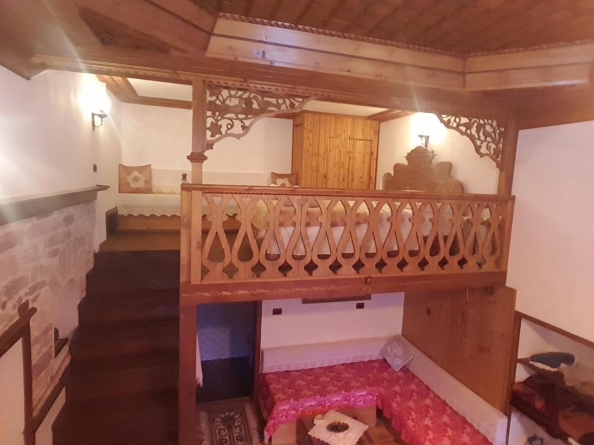 Riva Guest House Gjirokastër 외부 사진