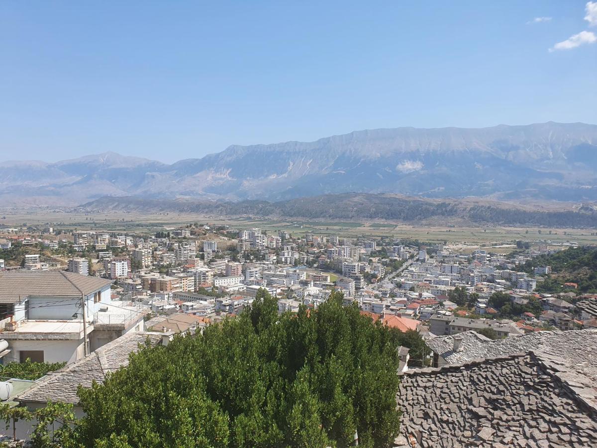 Riva Guest House Gjirokastër 외부 사진